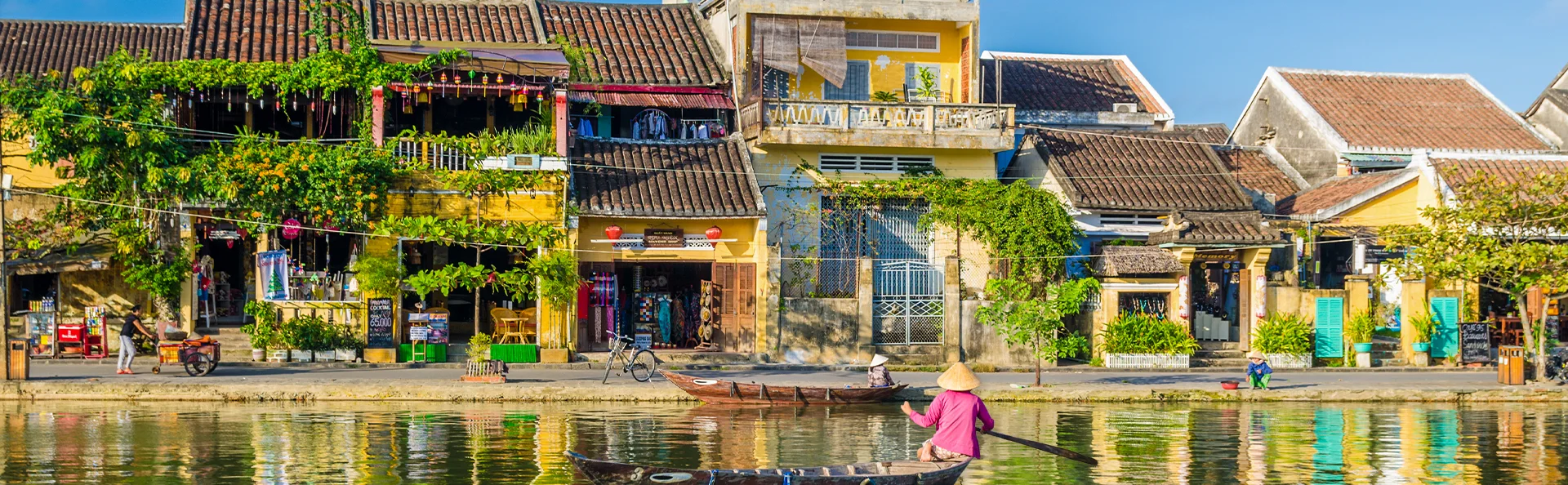 Perinteinen vene Hoi Anin joella, Vietnamissa