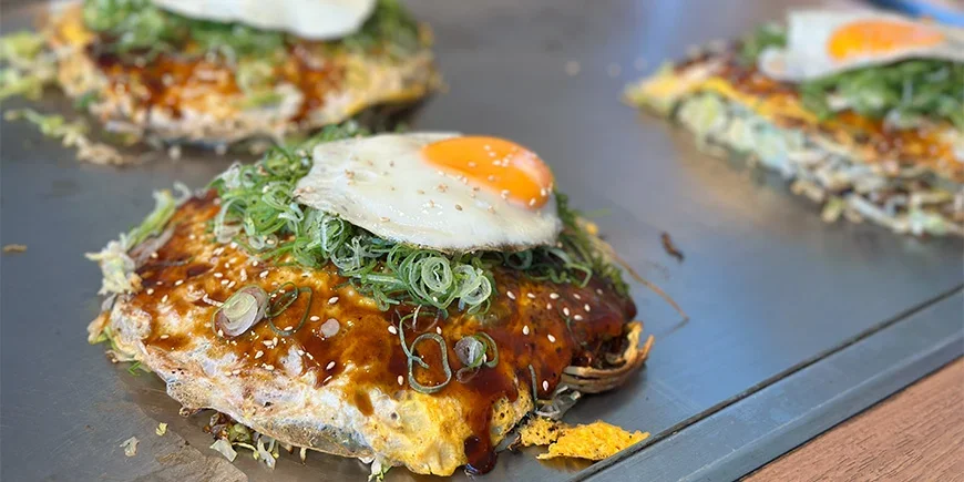 Hiroshiman tyylinen okonomiyaki