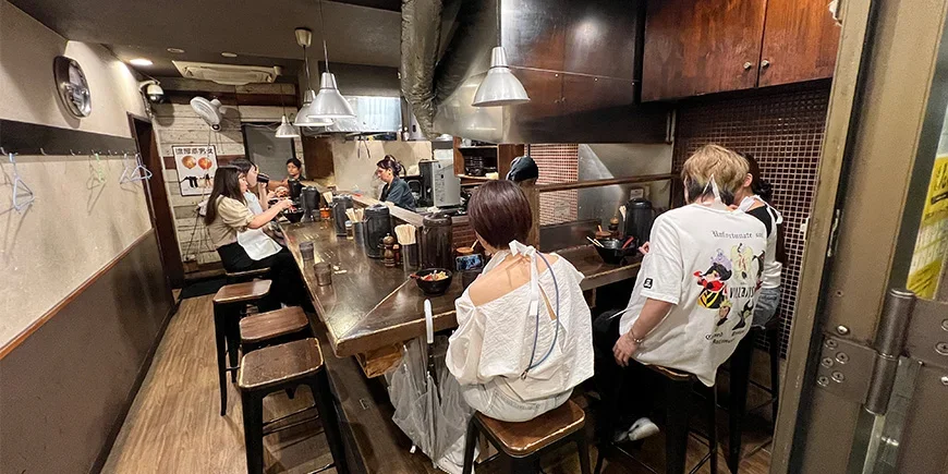 Pieni japanilainen ravintola