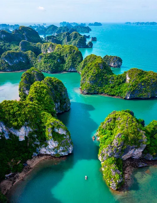 Näkymä Halonginlahdelle Pohjois-Vietnamissa