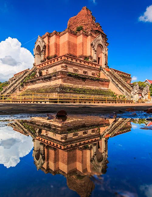 Wat Chedi Luang -temppeli Chiang Maissa, Thaimaassa, Aasiassa